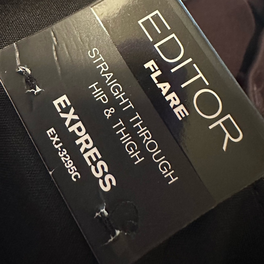 EXPRESS EDITOR Flared Pants NWT - image 4